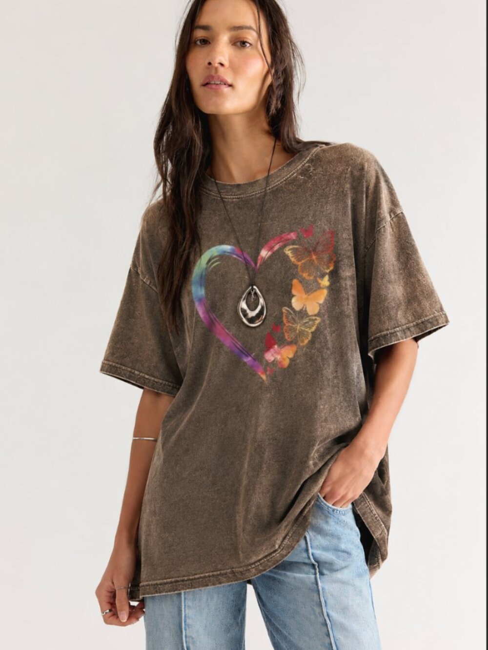 BOUTIQUE HIPPEE HARVEST BUTTERFLY HEART MINERAL WASH TEE
